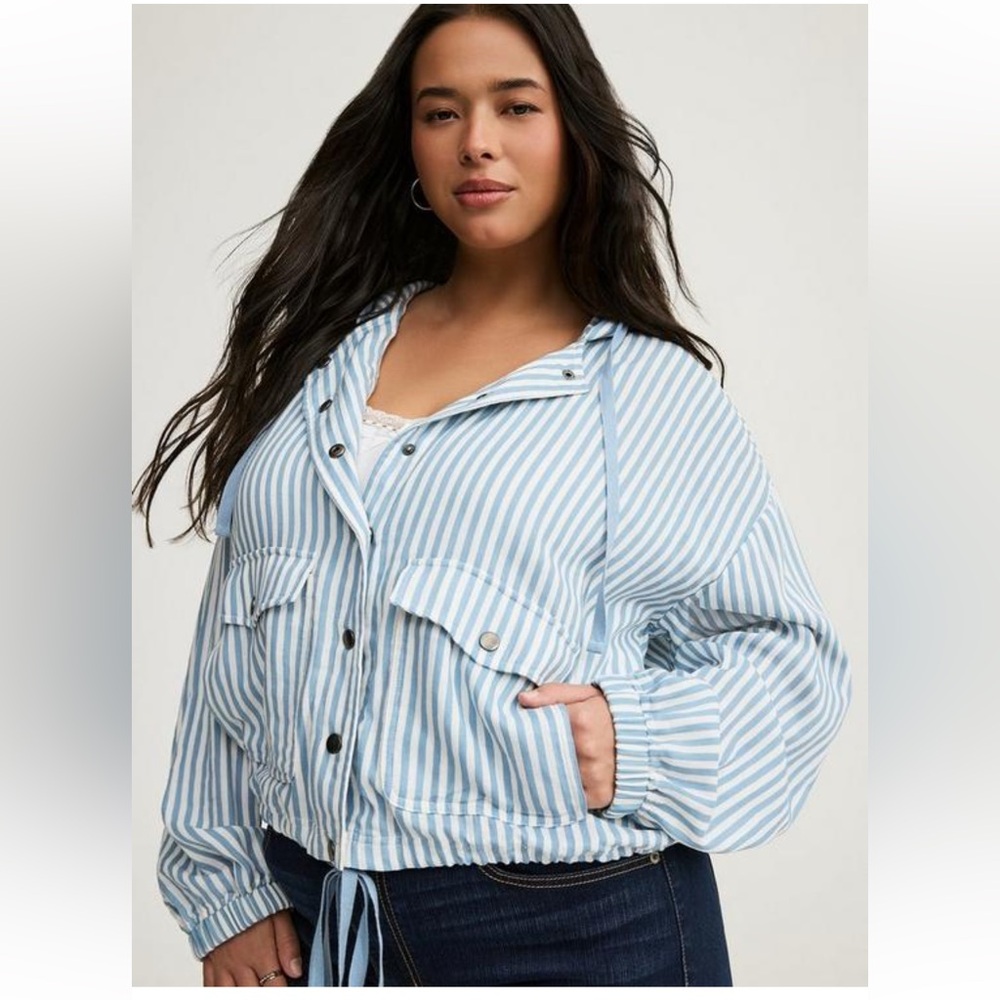 NWT Torrid Snap Front Hooded Blue and White Striped Jacket - 2X